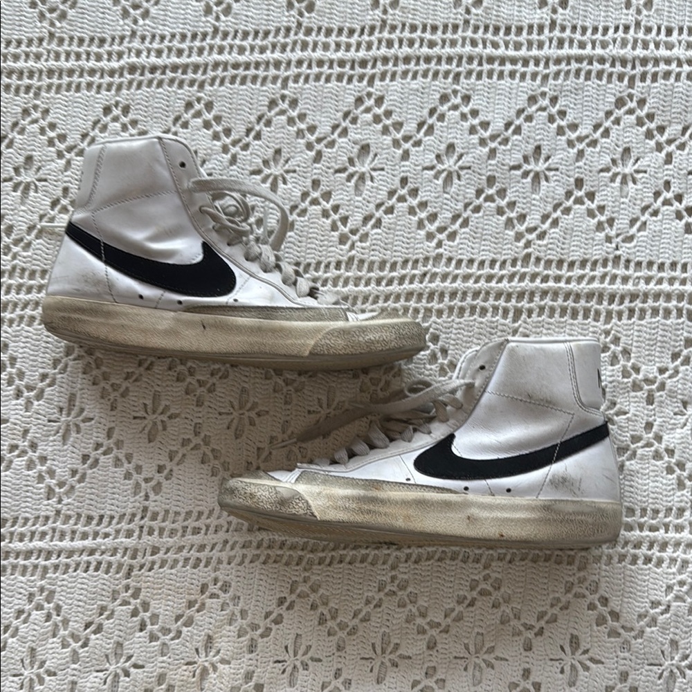 Used Nike ‘77 Blazers